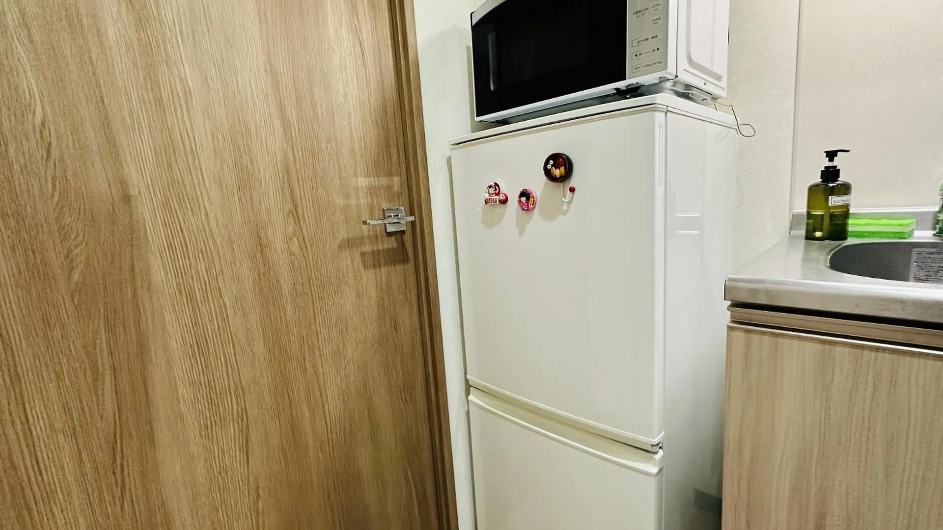 202 黒門市場1分!道頓堀まで徒歩8分!心斎橋まで徒歩9分! Osaka Apartment