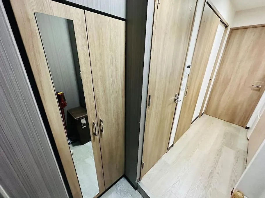 Apartment 202 黒門市場1分!道頓堀まで徒歩8分!心斎橋まで徒歩9分! Osaka Japan