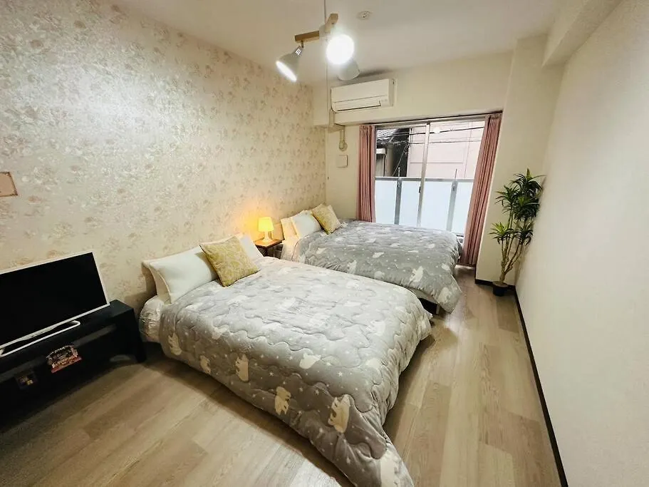 202 黒門市場1分!道頓堀まで徒歩8分!心斎橋まで徒歩9分! Osaka Apartment