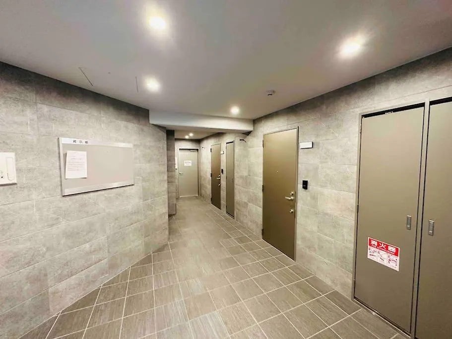 Apartment 202 黒門市場1分!道頓堀まで徒歩8分!心斎橋まで徒歩9分! Osaka Japan